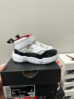 Jordan Kids' White Black Red Jumpman Two Trey TD Sneakers